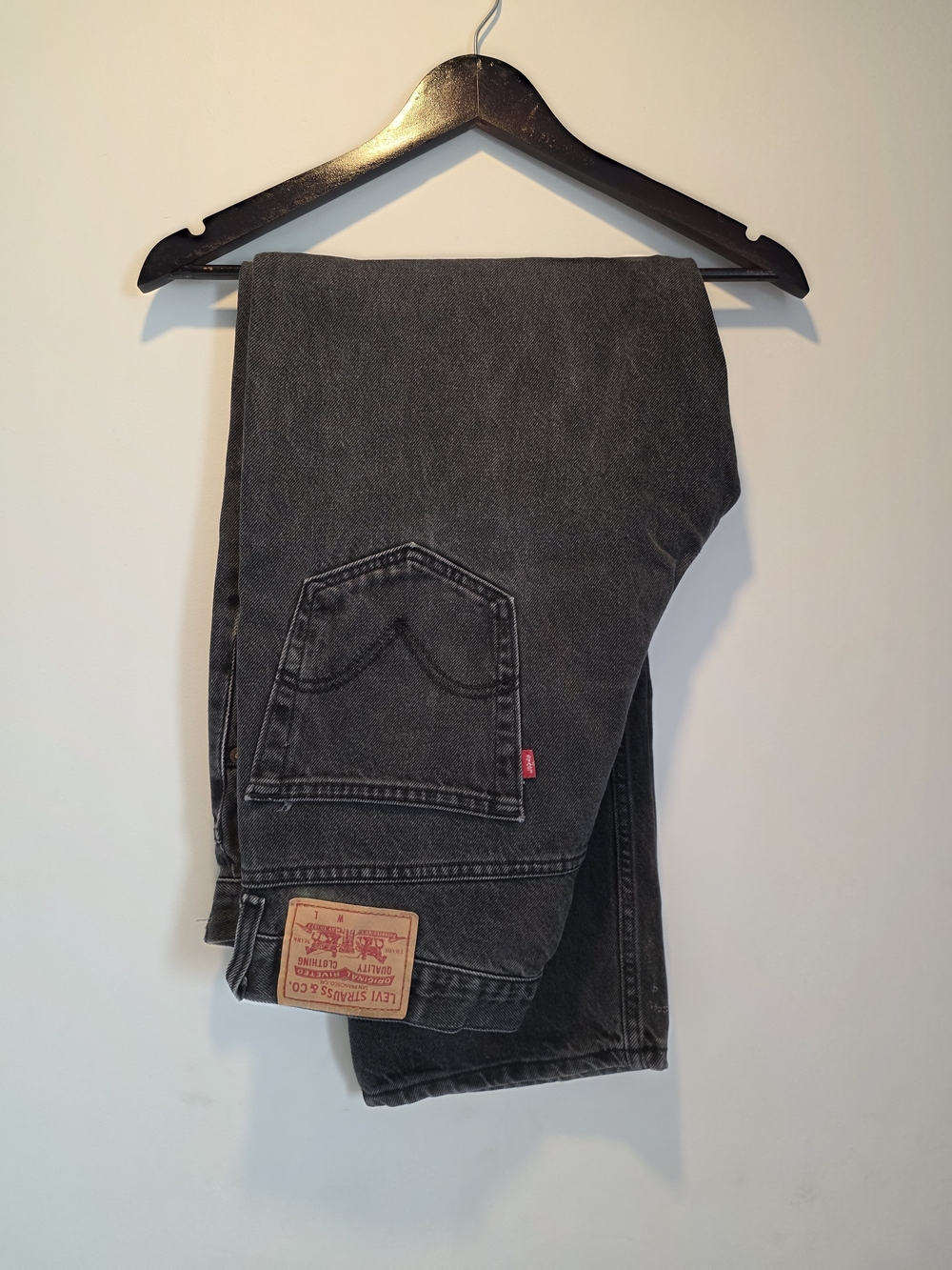 Levi’s Regular Fit Washed Black Grey Denim Jeans - Tag 36x30 (Measures ~34x30)